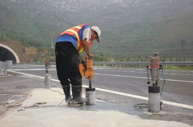 �ֽ�������и���